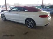 ✅ 2022 Mercedes-Benz C 300 • VIN: W1KWK8EB6NG112674 • Lot: 41773696. Wystawiony na IAAI z przebiegiem 26 242 mil. Bezpłatny archiwum sprzedaży aukcyjnych z USA i szczegółowy raport historii pojazdu na DreamBid. Zdjęcie 3.