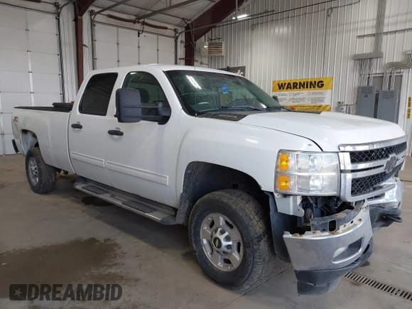 ✅ 2011 Chevrolet Silverado 2500HD LT • VIN: 1GC1KXCG9BF258713 • Лот: 42401869. Опубликован ранее на IAAI с пробегом 288 527 миль. Бесплатный доступ к архиву аукционных продаж из США и подробный отчёт об истории автомобиля на DreamBid. Изображение 1.