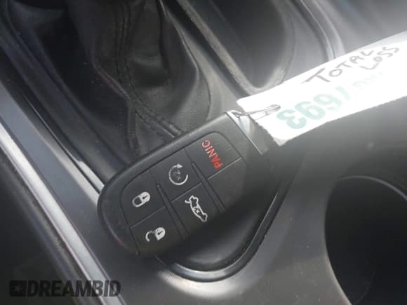 ✅ 2020 Dodge Challenger R/T 50th Anniversary • VIN: 2C3CDZBT6LH125411 • Lot: 42440055. Wystawiony na IAAI z przebiegiem 83 551 mil. Bezpłatny archiwum sprzedaży aukcyjnych z USA i szczegółowy raport historii pojazdu na DreamBid. Zdjęcie 11.