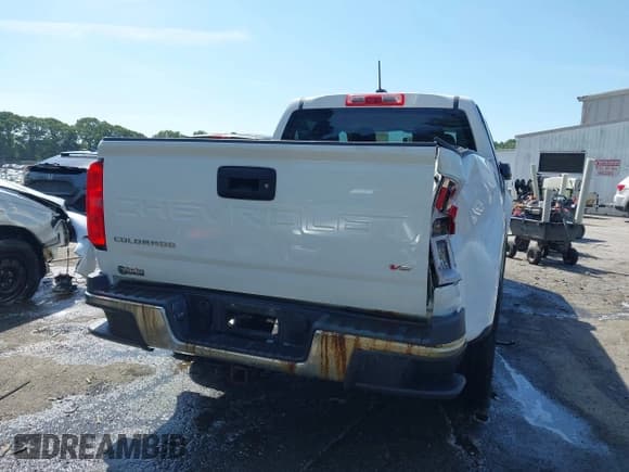 ✅ 2022 Chevrolet Colorado 2WD Work Truck • VIN: 1GCGSBEN2N1246302 • Lot: 42549687. Listed on IAAI with 79,920 mi. Free auction sales archive from the USA and detailed vehicle history report at DreamBid. Image 16.