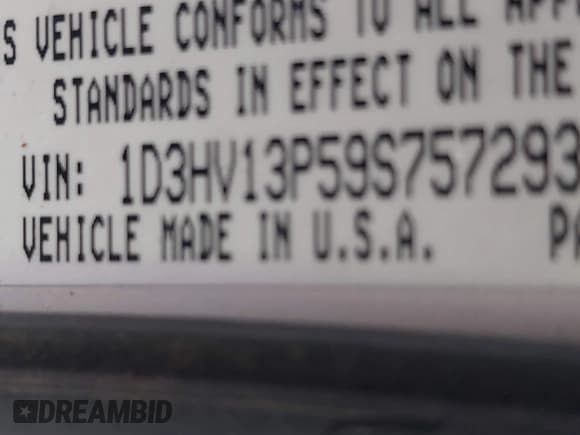 ✅ 2009 Dodge 1500 SLT • VIN: 1D3HV13P59S757293 • Lot: 41952020. Wystawiony na IAAI z przebiegiem 156 899 mil. Bezpłatny archiwum sprzedaży aukcyjnych z USA i szczegółowy raport historii pojazdu na DreamBid. Zdjęcie 9.
