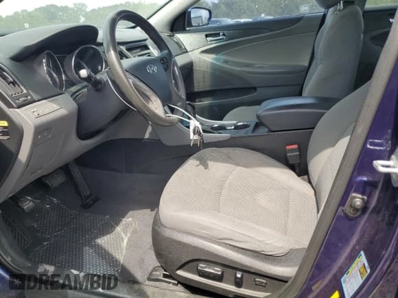 ✅ 2014 Hyundai Sonata GLS • VIN: 5NPEB4AC4EH835769 • Lot: 69991084. Listed on Copart with 146,162 mi. Free auction sales archive from the USA and detailed vehicle history report at DreamBid. Image 7.