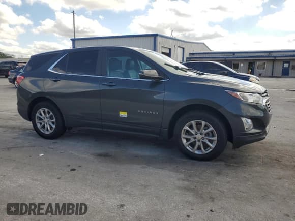 ✅ 2021 Chevrolet Equinox LT • VIN: 2GNAXUEVXM6117276 • Lot: 90462615. Listed on Copart with 111,431 mi. Free auction sales archive from the USA and detailed vehicle history report at DreamBid. Image 4.