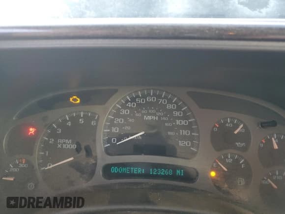 ✅ 2005 GMC Sierra Denali • VIN: 2GTEK63NX51150512 • Лот: 86440394. Опубликован ранее на Copart с пробегом 123 268 миль. Бесплатный доступ к архиву аукционных продаж из США и подробный отчёт об истории автомобиля на DreamBid. Изображение 9.