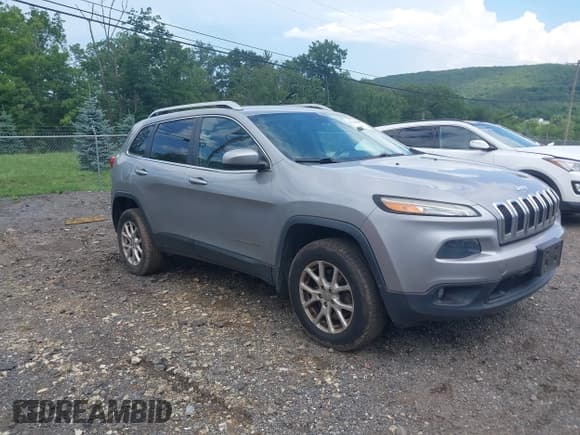 ✅ 2014 Jeep Cherokee Altitude • VIN: 1C4PJMCS2EW114523 • Lot: 42541019. Wystawiony na IAAI z przebiegiem 195 340 mil. Bezpłatny archiwum sprzedaży aukcyjnych z USA i szczegółowy raport historii pojazdu na DreamBid. Zdjęcie 1.