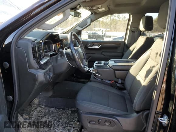 ✅ 2022 Chevrolet Silverado 1500 • VIN: 1GCRDEEK8NZ500168 • Лот: 45511655. Опубликован ранее на Copart с пробегом 32 404 миль. Бесплатный доступ к архиву аукционных продаж из США и подробный отчёт об истории автомобиля на DreamBid. Изображение 7.