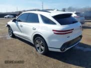 ✅ 2022 Genesis GV70 Sport • VIN: KMUMCDTC4NU039497 • Lot: 41668778. Wystawiony na IAAI z przebiegiem 31 545 mil. Bezpłatny archiwum sprzedaży aukcyjnych z USA i szczegółowy raport historii pojazdu na DreamBid. Zdjęcie 3.