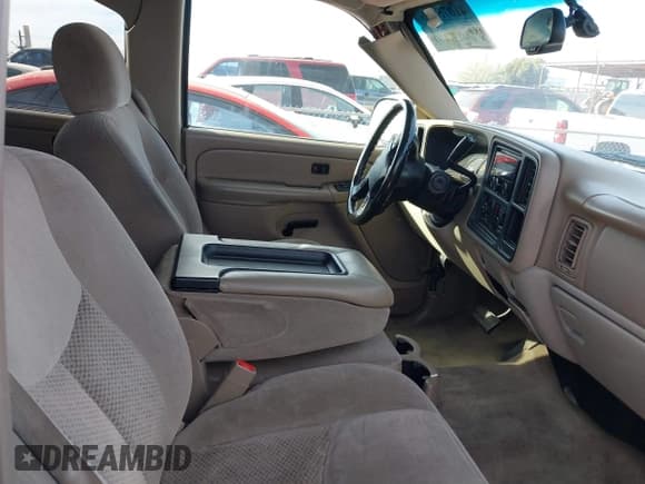✅ 2005 Chevrolet Tahoe LS • VIN: 1GNEC13V25R204089 • Lot: 41075336. Listed on IAAI with 164,937 mi. Free auction sales archive from the USA and detailed vehicle history report at DreamBid. Image 5.