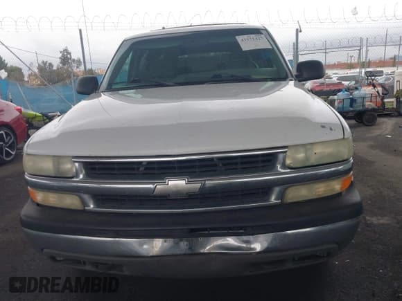 ✅ 2002 Chevrolet Suburban LT • VIN: 3GNEC16T02G312958 • Лот: 41571427. Опубликован ранее на IAAI с пробегом 154 191 миль. Бесплатный доступ к архиву аукционных продаж из США и подробный отчёт об истории автомобиля на DreamBid. Изображение 12.
