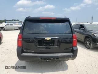 ✅ 2019 Chevrolet Suburban LT • VIN: 1GNSCHKC6KR116993 • Lot: 68694234. Wystawiony na Copart z przebiegiem 273 472 mil. Bezpłatny archiwum sprzedaży aukcyjnych z USA i szczegółowy raport historii pojazdu na DreamBid. Zdjęcie 6.