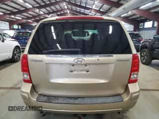 2007 Hyundai Entourage GLS z VIN KNDMC233276029792, wystawiony jako Copart lot #56625475 z przebiegiem 108 487 mil mil oraz Czysty tytuł • Clean title. Historia ofert i sprzedaży dostępna na DreamBid. Obrazek 6.