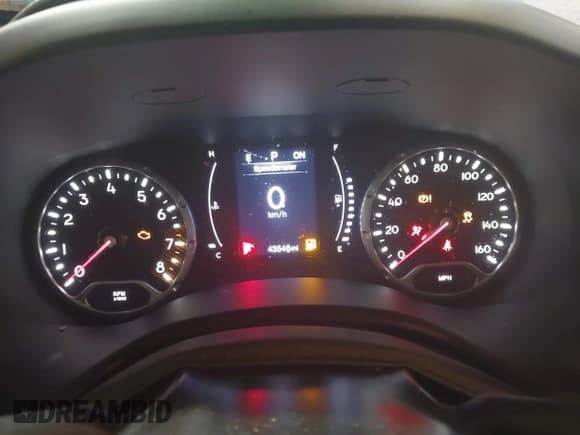 ✅ 2020 Jeep Renegade Latitude • VIN: ZACNJBBB9LPL06798 • Lot: 43576182. Listed on IAAI with 43,546 mi. Free auction sales archive from the USA and detailed vehicle history report at DreamBid. Image 7.