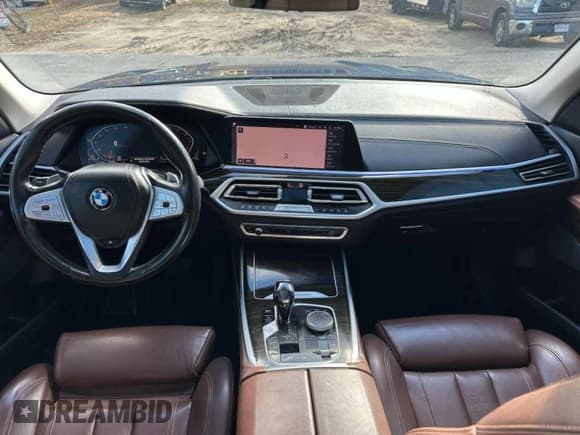 ✅ 2020 BMW X7 xDrive40i • VIN: 5UXCW2C0XL9A03864 • Лот: 93266465. Опубликован ранее на Copart с пробегом 84 676 миль. Бесплатный доступ к архиву аукционных продаж из США и подробный отчёт об истории автомобиля на DreamBid. Изображение 7.