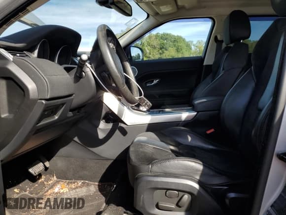 ✅ 2013 Land Rover Range Rover Evoque Pure • VIN: SALVN2BG5DH797777 • Lot: 89840975. Wystawiony na Copart z przebiegiem 89 763 mil. Bezpłatny archiwum sprzedaży aukcyjnych z USA i szczegółowy raport historii pojazdu na DreamBid. Zdjęcie 7.