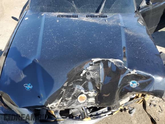 1998 BMW 3 Series 323i z VIN WBABJ7321WEA16652, wystawiony jako Copart lot #52696515 z przebiegiem Nie podano mil oraz Nie do naprawy • Non repairable. Historia ofert i sprzedaży dostępna na DreamBid. Obrazek 11.