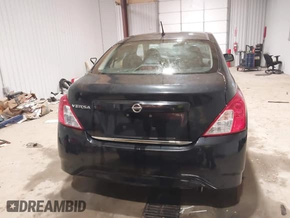 ✅ 2015 Nissan Versa SV • VIN: 3N1CN7APXFL893506 • Лот: 41333668. Опубликован ранее на IAAI с пробегом Не указан. Бесплатный доступ к архиву аукционных продаж из США и подробный отчёт об истории автомобиля на DreamBid. Изображение 17.