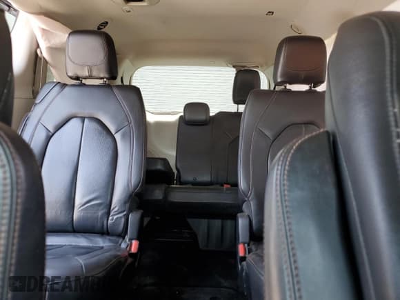 ✅ 2019 Chrysler Pacifica Touring L Plus • VIN: 2C4RC1EG1KR570527 • Лот: 64864105. Опубликован ранее на Copart с пробегом 28 551 миль. Бесплатный доступ к архиву аукционных продаж из США и подробный отчёт об истории автомобиля на DreamBid. Изображение 10.