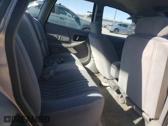 ✅ 1995 Buick Regal Custom • VIN: 2G4WB52LXS1456065 • Lot: 47444325. Wystawiony na Copart z przebiegiem 169 679 mil. Bezpłatny archiwum sprzedaży aukcyjnych z USA i szczegółowy raport historii pojazdu na DreamBid. Zdjęcie 10.