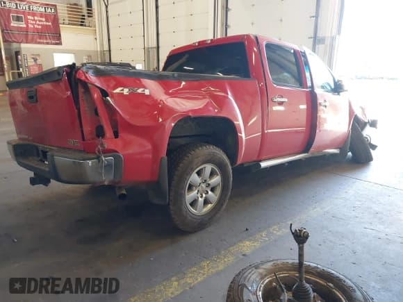 ✅ 2011 GMC Sierra 1500 SLT • VIN: 3GTP2WE33BG390640 • Лот: 43505185. Опубликован ранее на IAAI с пробегом 191 240 миль. Бесплатный доступ к архиву аукционных продаж из США и подробный отчёт об истории автомобиля на DreamBid. Изображение 4.