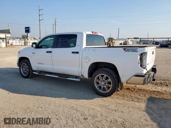 ✅ 2017 Toyota Tundra SR5 • VIN: 5TFDW5F17HX616259 • Lot: 69731325. Listed on Copart with 87,274 mi. Free auction sales archive from the USA and detailed vehicle history report at DreamBid. Image 2.