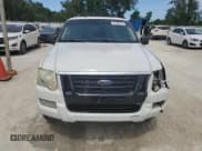 ✅ 2010 Ford Explorer XLT • VIN: 1FMEU6DE4AUA10863 • Лот: 81406715. Опубликован ранее на Copart с пробегом 104 068 миль. Бесплатный доступ к архиву аукционных продаж из США и подробный отчёт об истории автомобиля на DreamBid. Изображение 5.