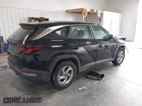 2023 Hyundai Tucson SE z VIN 5NMJA3AE6PH175313, wystawiony jako IAAI lot #43321345 z przebiegiem 22 004 mil mil oraz . Historia ofert i sprzedaży dostępna na DreamBid. Obrazek 4.