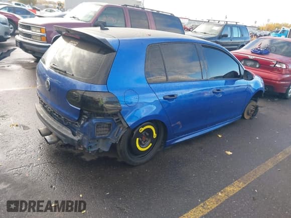 ✅ 2012 Volkswagen Golf R • VIN: WVWPF7AJ2CW228015 • Lot: 43624021. Wystawiony na IAAI z przebiegiem 129 346 mil. Bezpłatny archiwum sprzedaży aukcyjnych z USA i szczegółowy raport historii pojazdu na DreamBid. Zdjęcie 4.