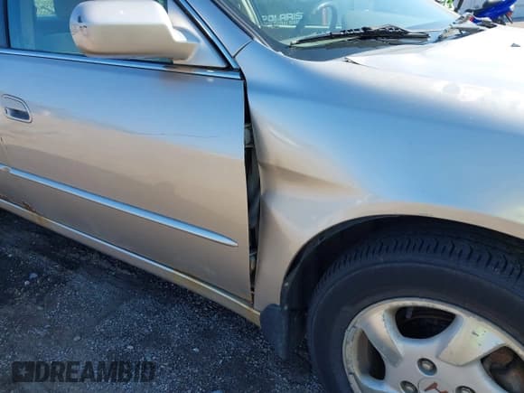 ✅ 1998 Honda Accord EX • VIN: 1HGCG5656WA219042 • Лот: 43031431. Опубликован ранее на IAAI с пробегом 153 934 миль. Бесплатный доступ к архиву аукционных продаж из США и подробный отчёт об истории автомобиля на DreamBid. Изображение 14.