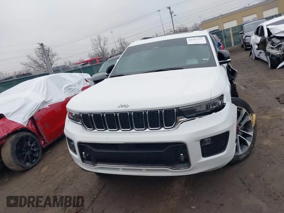 ✅ 2022 Jeep Grand Cherokee Overland • VIN: 1C4RJJDG8N8589566 • Lot: 41557173. Listed on IAAI with 54,837 mi. Free auction sales archive from the USA and detailed vehicle history report at DreamBid. Image 13.