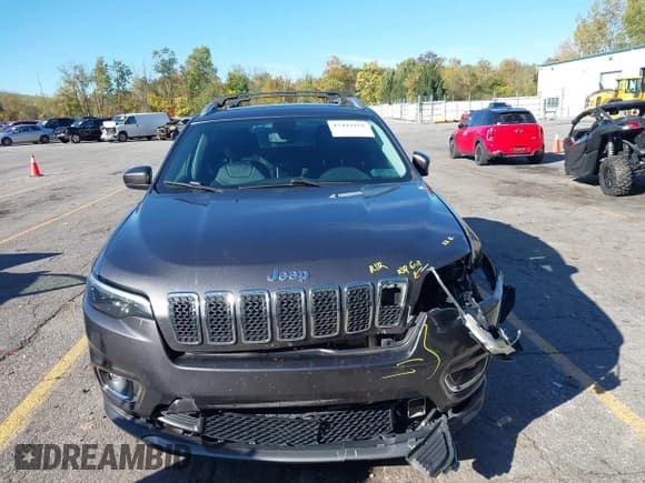 ✅ 2019 Jeep Cherokee Limited • VIN: 1C4PJMDX9KD467293 • Lot: 43494155. Listed on IAAI with 146,903 mi. Free auction sales archive from the USA and detailed vehicle history report at DreamBid. Image 12.