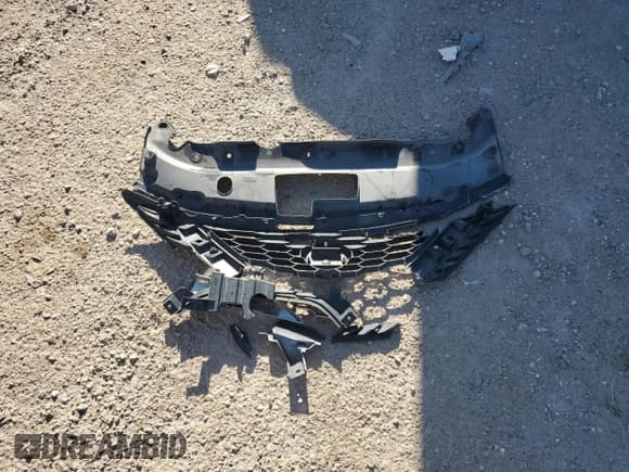 ✅ 2018 Nissan Sentra SR • VIN: 3N1AB7AP9JY308927 • Lot: 87120905. Listed on Copart with 103,223 mi. Free auction sales archive from the USA and detailed vehicle history report at DreamBid. Image 12.