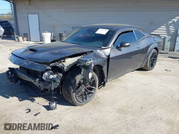 ✅ 2020 Dodge Challenger R/T Scat Pack • VIN: 2C3CDZFJXLH143113 • Lot: 42217914. Wystawiony na IAAI z przebiegiem 27 538 mil. Bezpłatny archiwum sprzedaży aukcyjnych z USA i szczegółowy raport historii pojazdu na DreamBid. Zdjęcie 2.