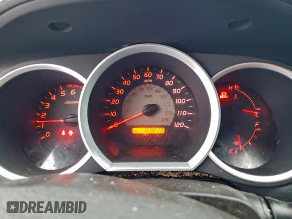 ✅ 2008 Toyota Tacoma • VIN: 5TEUU42N98Z535880 • Lot: 89721905. Wystawiony na Copart z przebiegiem 158 220 mil. Bezpłatny archiwum sprzedaży aukcyjnych z USA i szczegółowy raport historii pojazdu na DreamBid. Zdjęcie 9.