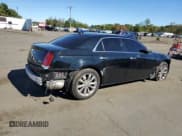✅ 2018 Chrysler 300 Limited • VIN: 2C3CCAKG7JH160253 • Лот: 82302975. Опубликован ранее на Copart с пробегом 102 797 миль. Бесплатный доступ к архиву аукционных продаж из США и подробный отчёт об истории автомобиля на DreamBid. Изображение 3.