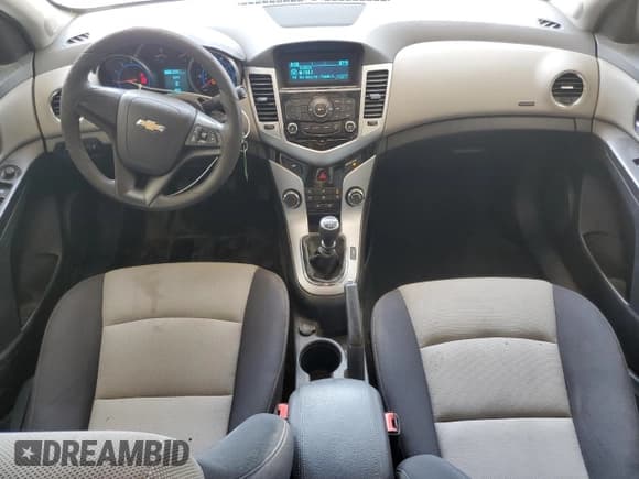 ✅ 2016 Chevrolet Cruze LS • VIN: 1G1PB5SG3G7221828 • Lot: 65468435. Listed on Copart with 142,469 mi. Free auction sales archive from the USA and detailed vehicle history report at DreamBid. Image 8.