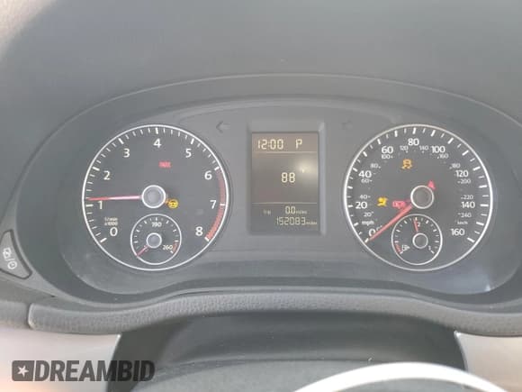 ✅ 2014 Volkswagen Passat Wolfsburg Edition • VIN: 1VWAT7A36EC028742 • Lot: 66690685. Listed on Copart with 152,083 mi. Free auction sales archive from the USA and detailed vehicle history report at DreamBid. Image 9.