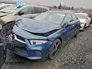 ✅ 2022 Mercedes-Benz A 220 • VIN: W1K3G4FB5NJ341281 • Лот: 92228325. Опубликован ранее на Copart с пробегом 45 892 миль. Бесплатный доступ к архиву аукционных продаж из США и подробный отчёт об истории автомобиля на DreamBid. Изображение 1.