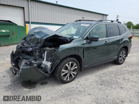 ✅ 2022 Subaru Forester Limited • VIN: JF2SKAPC5NH450472 • Lot: 59840915. Listed on Copart with 30,406 mi. Free auction sales archive from the USA and detailed vehicle history report at DreamBid. Image 1.