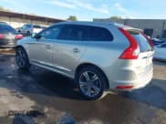 ✅ 2017 Volvo XC60 Dynamic • VIN: YV440MDR3H2095815 • Lot: 43653614. Wystawiony na IAAI z przebiegiem 31 539 mil. Bezpłatny archiwum sprzedaży aukcyjnych z USA i szczegółowy raport historii pojazdu na DreamBid. Zdjęcie 3.