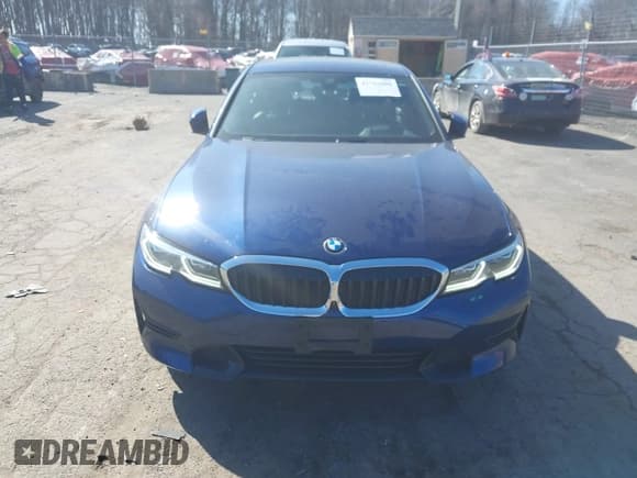 ✅ 2020 BMW 3 Series 330i xDrive • VIN: 3MW5R7J08L8B20509 • Lot: 41763601. Listed on IAAI with 56,860 mi. Free auction sales archive from the USA and detailed vehicle history report at DreamBid. Image 12.