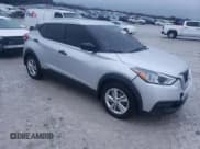 ✅ 2019 Nissan Kicks SV • VIN: 3N1CP5CU8KL529645 • Лот: 90314125. Опубликован ранее на Copart с пробегом 117 341 миль. Бесплатный доступ к архиву аукционных продаж из США и подробный отчёт об истории автомобиля на DreamBid. Изображение 4.