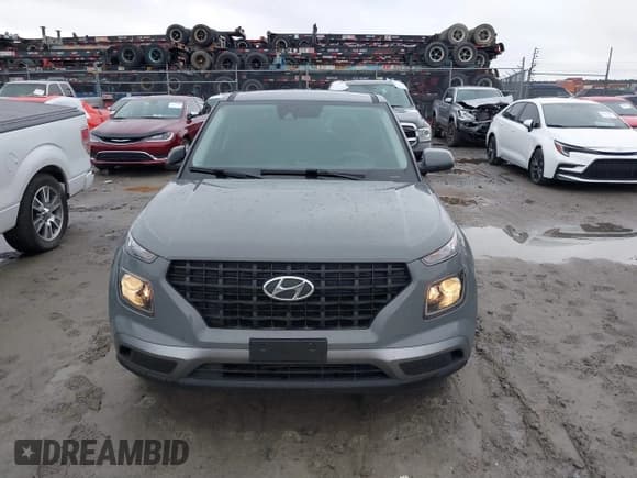 ✅ 2021 Hyundai Venue SE • VIN: KMHRB8A36MU080519 • Lot: 41362641. Listed on IAAI with 60,161 mi. Free auction sales archive from the USA and detailed vehicle history report at DreamBid. Image 12.