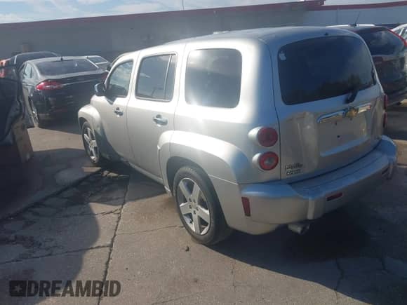 2007 Chevrolet HHR LT z VIN 3GNDA33P57S583331, wystawiony jako IAAI lot #43466302 z przebiegiem 143 517 mil mil oraz . Historia ofert i sprzedaży dostępna na DreamBid. Obrazek 3.