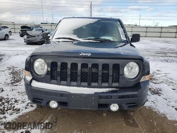 ✅ 2015 Jeep Patriot Sport • VIN: 1C4NJPBB1FD118733 • Лот: 91930675. Опубликован ранее на Copart с пробегом 68 358 миль. Бесплатный доступ к архиву аукционных продаж из США и подробный отчёт об истории автомобиля на DreamBid. Изображение 5.