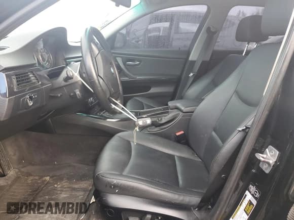 ✅ 2011 BMW 3 Series 328i xDrive • VIN: WBAPK7C51BA974038 • Lot: 92709055. Listed on Copart with 228,842 mi. Free auction sales archive from the USA and detailed vehicle history report at DreamBid. Image 7.