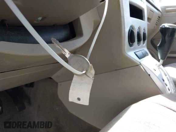 ✅ 2007 Dodge Caliber SXT • VIN: 1B3HB48B57D268525 • Lot: 43086273. Listed on IAAI with 89,909 mi. Free auction sales archive from the USA and detailed vehicle history report at DreamBid. Image 11.