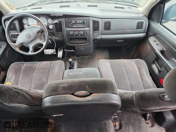 ✅ 2003 Dodge 2500 ST • VIN: 1D7KU28D13J558881 • Лот: 92012775. Опубликован ранее на Copart с пробегом 218 441 миль. Бесплатный доступ к архиву аукционных продаж из США и подробный отчёт об истории автомобиля на DreamBid. Изображение 8.