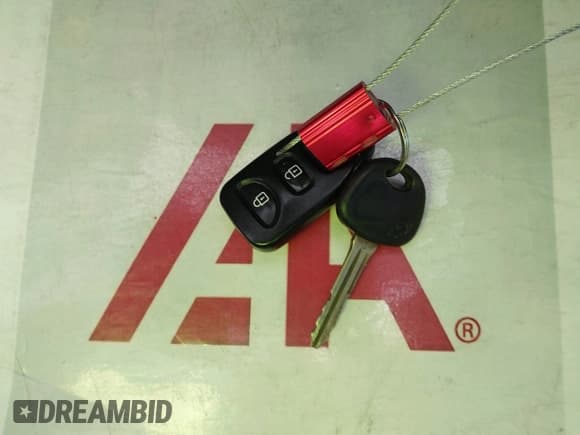 ✅ 2009 Hyundai Elantra GLS • VIN: KMHDU46D69U745635 • Lot: 43686781. Listed on IAAI with 121,320 mi. Free auction sales archive from the USA and detailed vehicle history report at DreamBid. Image 11.