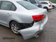 ✅ 2011 Volkswagen Jetta SE • VIN: 3VWDZ7AJ6BM321447 • Lot: 42512639. Listed on IAAI with 218,929 mi. Free auction sales archive from the USA and detailed vehicle history report at DreamBid. Image 6.