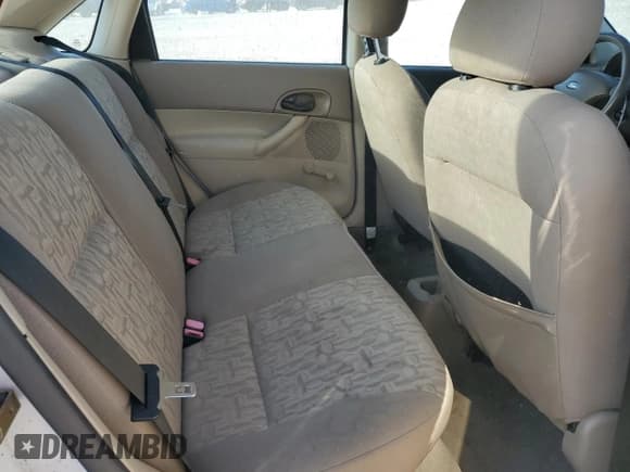 ✅ 2005 Ford Focus S • VIN: 1FAFP34N05W169006 • Lot: 92454825. Listed on Copart with Not provided. Free auction sales archive from the USA and detailed vehicle history report at DreamBid. Image 10.